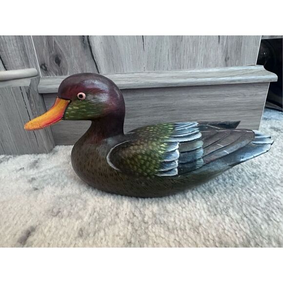Vintage Handpainted Wooden Carbed Decoy Decor - Picture 1 of 13